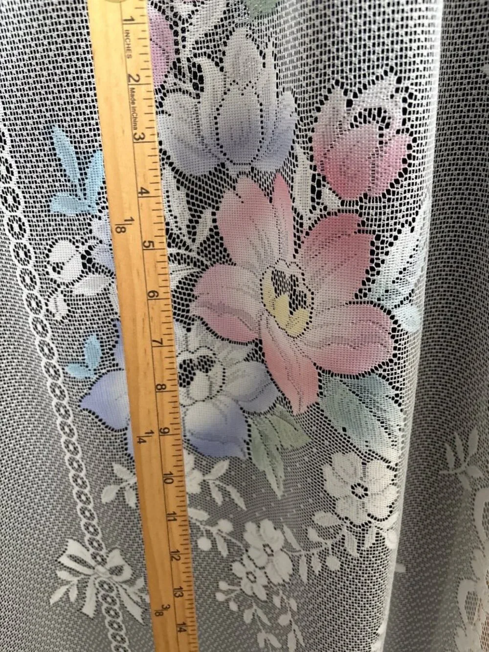 Floral Lace Curtain 60